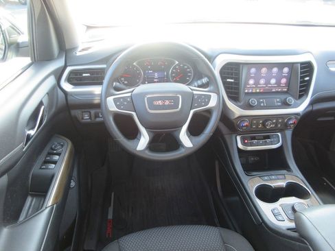 Used 2023 GMC Acadia SLE w/ Driver Convenience Package image 15