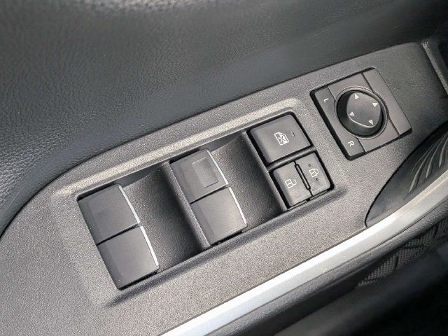 Used 2021 Toyota RAV4 XSE w/ XSE Grade Weather Package AWD/4WD image 24