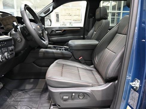 New 2026 Chevrolet Suburban High Country w/ LPO, Chrome Package image 11