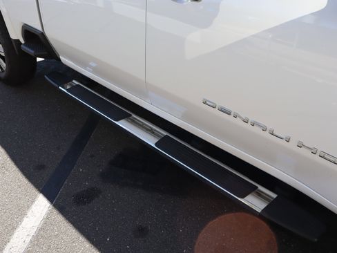 Used 2025 GMC Sierra 2500 Denali w/ Technology Package image 13