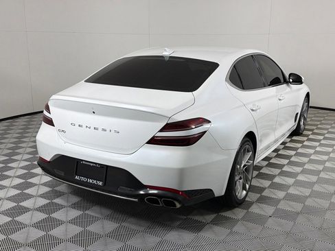 Used 2022 Genesis G70 2.0T RWD image 5