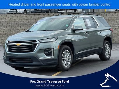 Used 2023 Chevrolet Traverse LT
