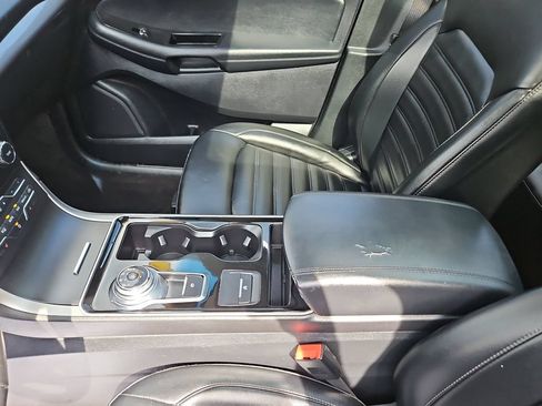 Used 2020 Ford Edge SEL w/ Convenience Package FWD image 26
