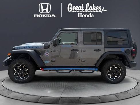 Used 2022 Jeep Wrangler Unlimited Rubicon 4xe AWD/4WD image 3