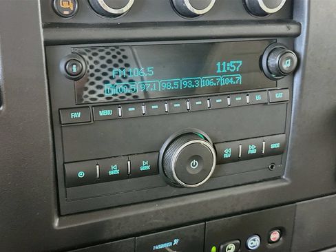 Used 2023 Chevrolet Express 2500 w/ Driver Convenience Package RWD image 17