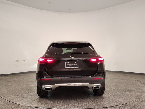 New 2026 Mercedes-Benz GLA 250 image 9