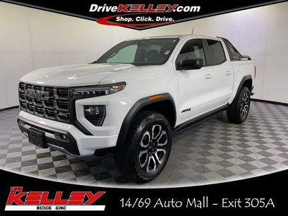 Used 2025 GMC Canyon AT4 w/ Nightfall Edition