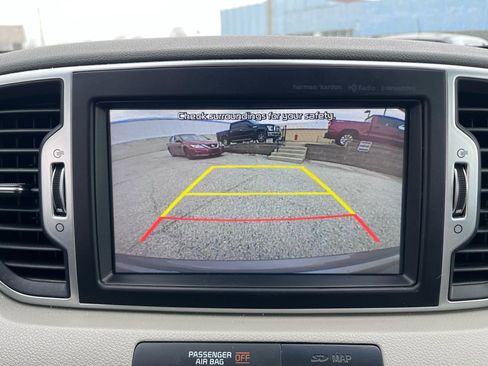 Used 2019 Kia Sportage SX image 32