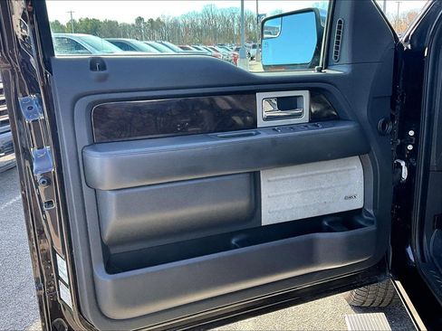 Used 2013 Ford F150 Platinum image 19