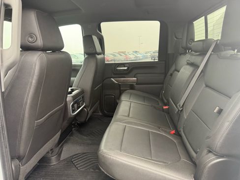 Used 2022 Chevrolet Silverado 2500 LTZ image 13