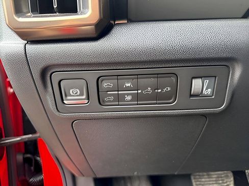New 2025 GMC Hummer EV 3X w/ LPO, Illumination Package AWD/4WD image 22