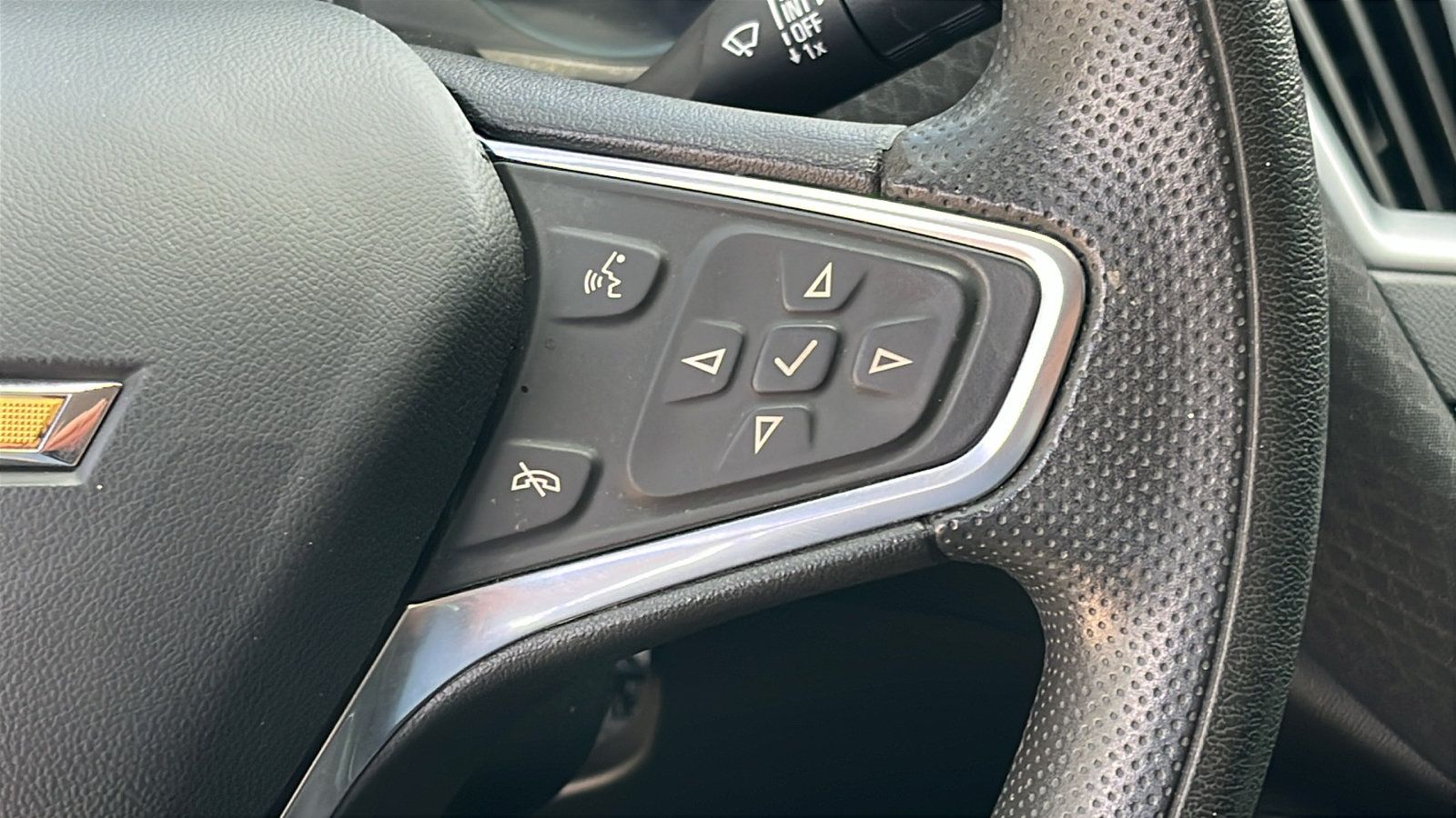 Used 2023 Chevrolet Malibu LT w/ Driver Confidence Package FWD image 18