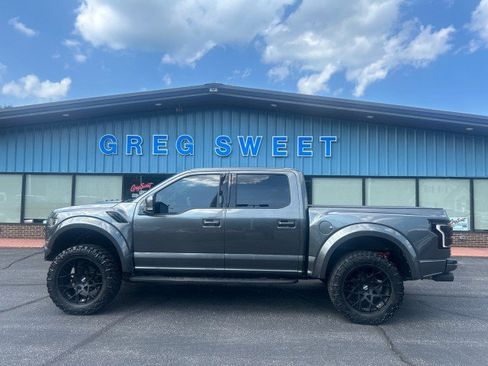 Used 2019 Ford F150 Raptor w/ Equipment Group 802A Luxury image 9