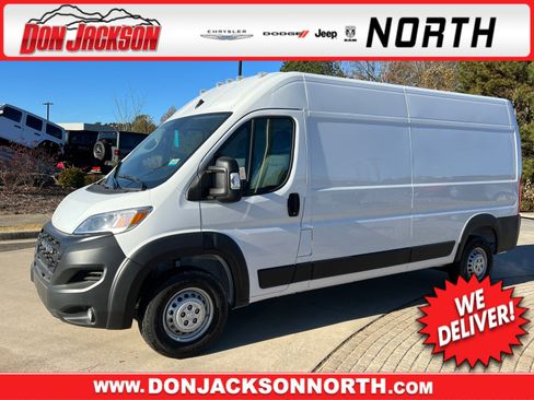 Used 2025 RAM ProMaster 2500 w/ Convenience Group image 1