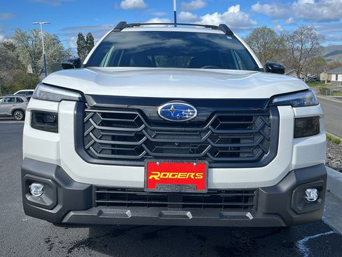 New 2026 Subaru Outback Touring XT image 3