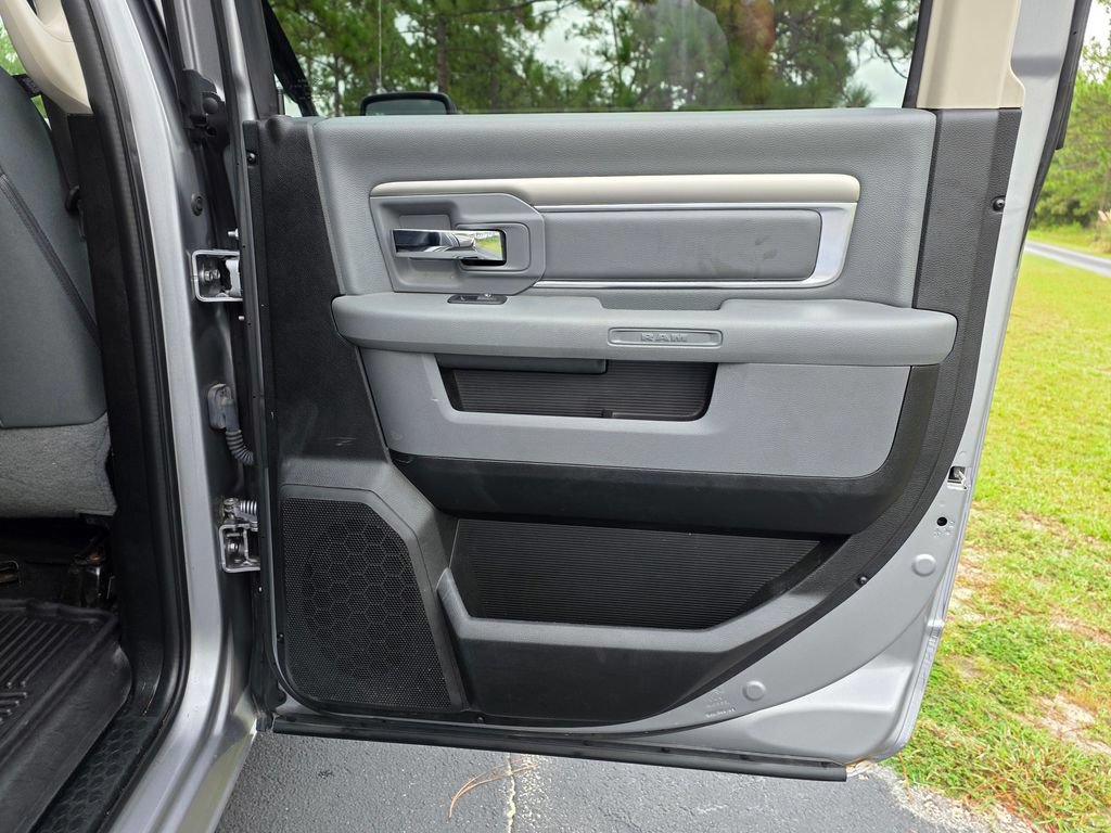 Used 2019 RAM 1500 Warlock AWD/4WD image 22