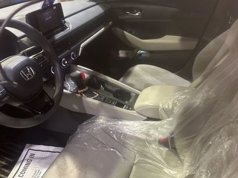 Used 2023 Honda Accord LX image 3