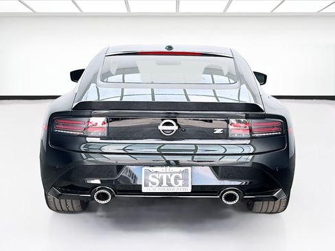 Used 2023 Nissan Z w/ Floor Mat Package (L93) RWD image 5
