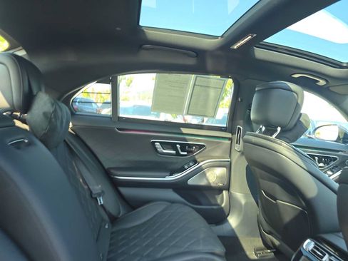 Used 2024 Mercedes-Benz S 580 4MATIC Sedan image 25