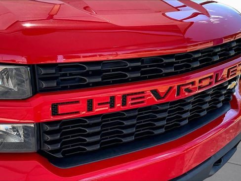 Used 2020 Chevrolet Silverado 1500 Custom w/ Custom Value Package RWD image 30