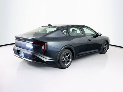 Used 2025 Kia K4 LXS image 9
