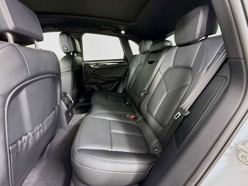New 2026 Porsche Macan image 24