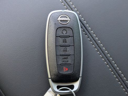 New 2026 Nissan Pathfinder Platinum image 35