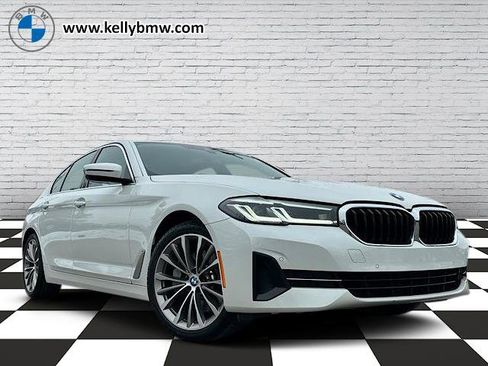 Certified 2022 BMW 530i xDrive w/ Premium Package image 1
