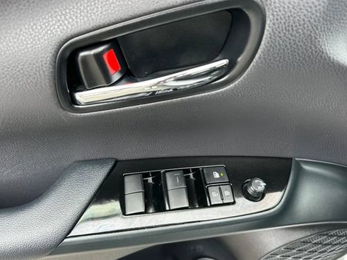 Used 2022 Toyota Prius XLE w/ Protection Package #3 (TMS) FWD image 11
