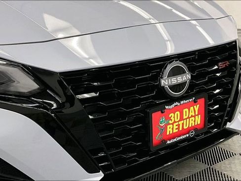 New 2026 Nissan Altima 2.5 SR FWD image 15