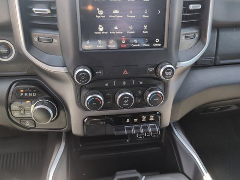 Used 2021 RAM 1500 Big Horn AWD/4WD image 14