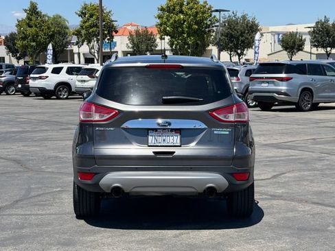 Used 2015 Ford Escape Titanium FWD image 7