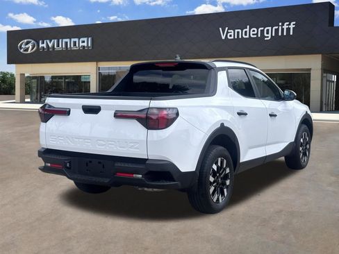 Used 2025 Hyundai Santa Cruz SEL FWD image 12