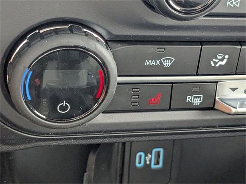 Certified 2024 Ford Bronco Everglades image 26