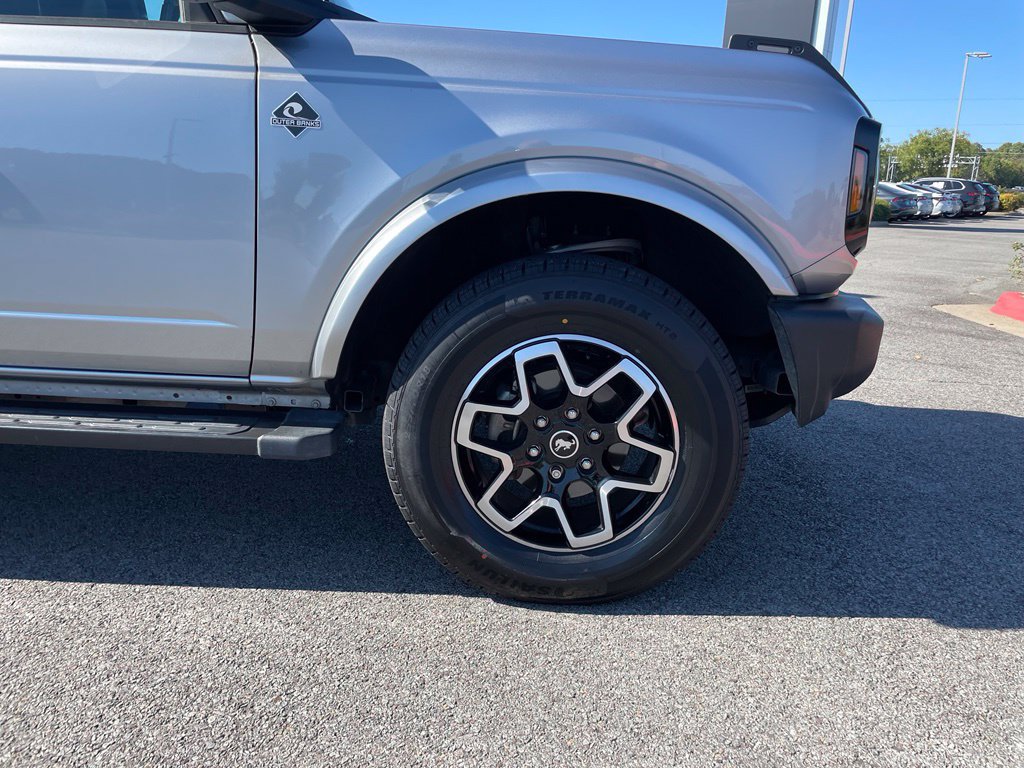Used 2024 Ford Bronco Outer Banks AWD/4WD image 31