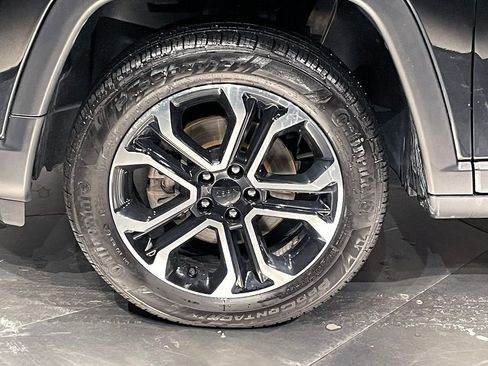 Used 2022 Jeep Compass Limited image 36