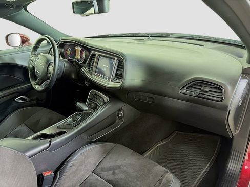 Used 2021 Dodge Challenger GT w/ Plus Package image 28