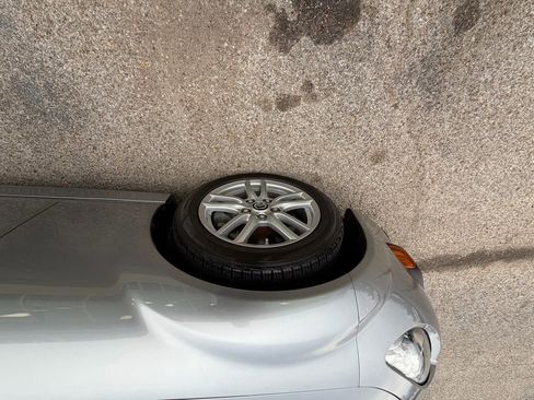 Used 2015 MAZDA MX-5 Miata Sport image 9