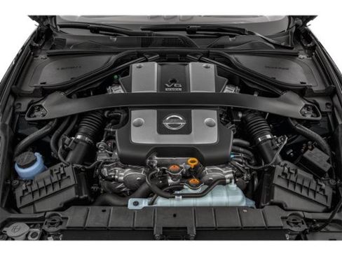 Used 2015 Nissan 370Z Touring Sport image 17