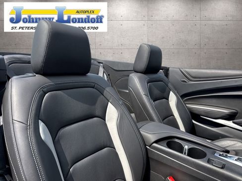 Used 2023 Chevrolet Camaro LT w/ RS Package image 7