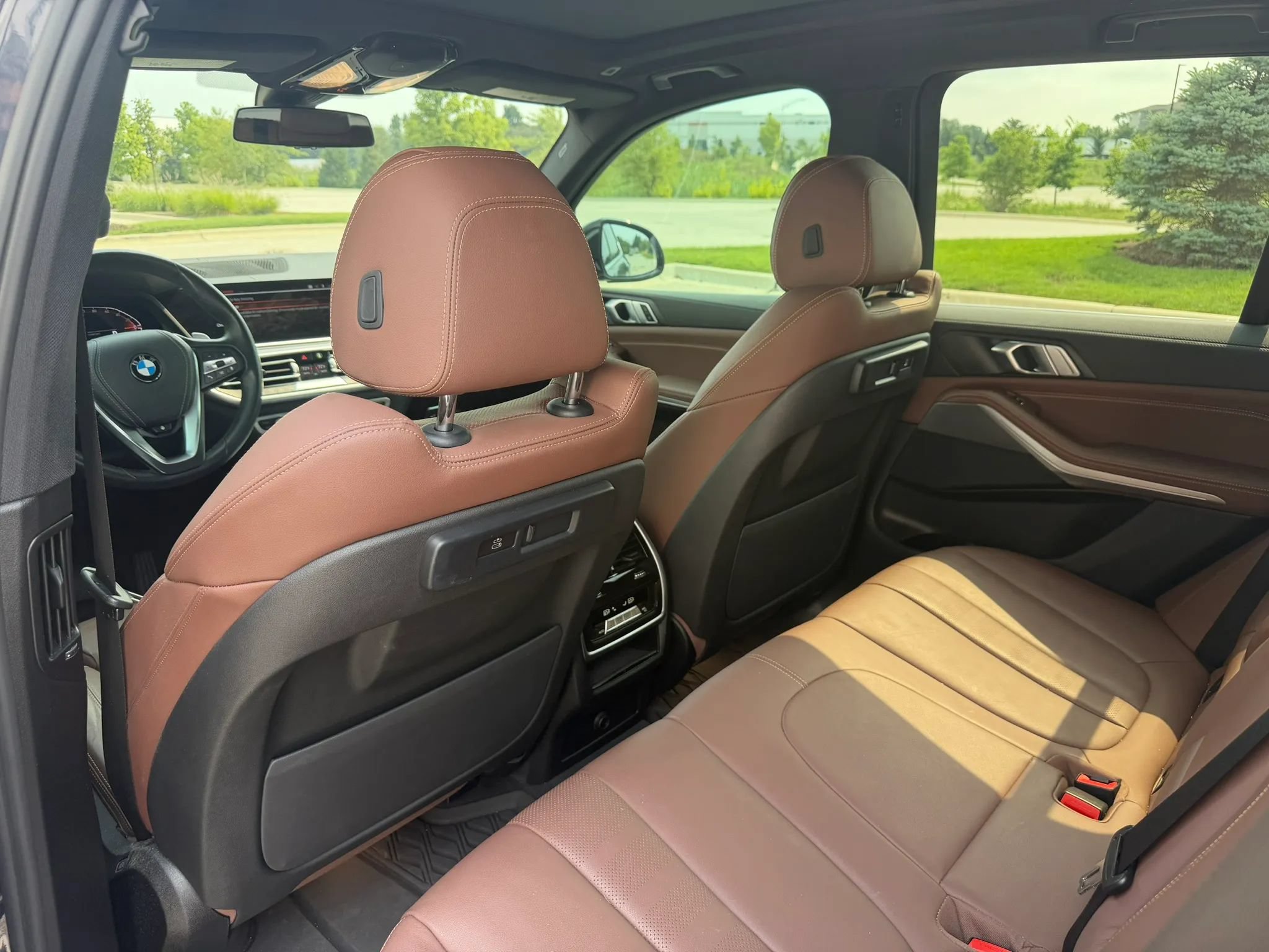Used 2021 BMW X5 sDrive40i w/ Convenience Package RWD image 16
