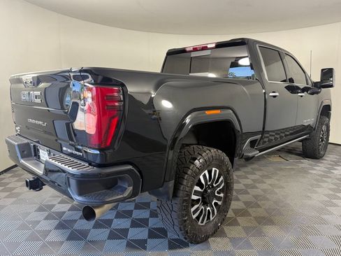 Used 2026 GMC Sierra 2500 Denali Ultimate AWD/4WD image 7