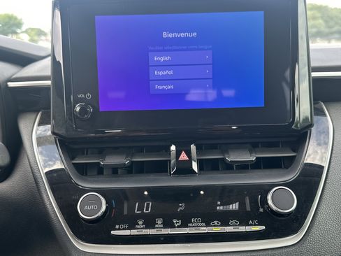 Used 2023 Toyota Corolla LE FWD image 28