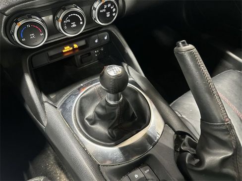 Used 2016 MAZDA MX-5 Miata Grand Touring image 24
