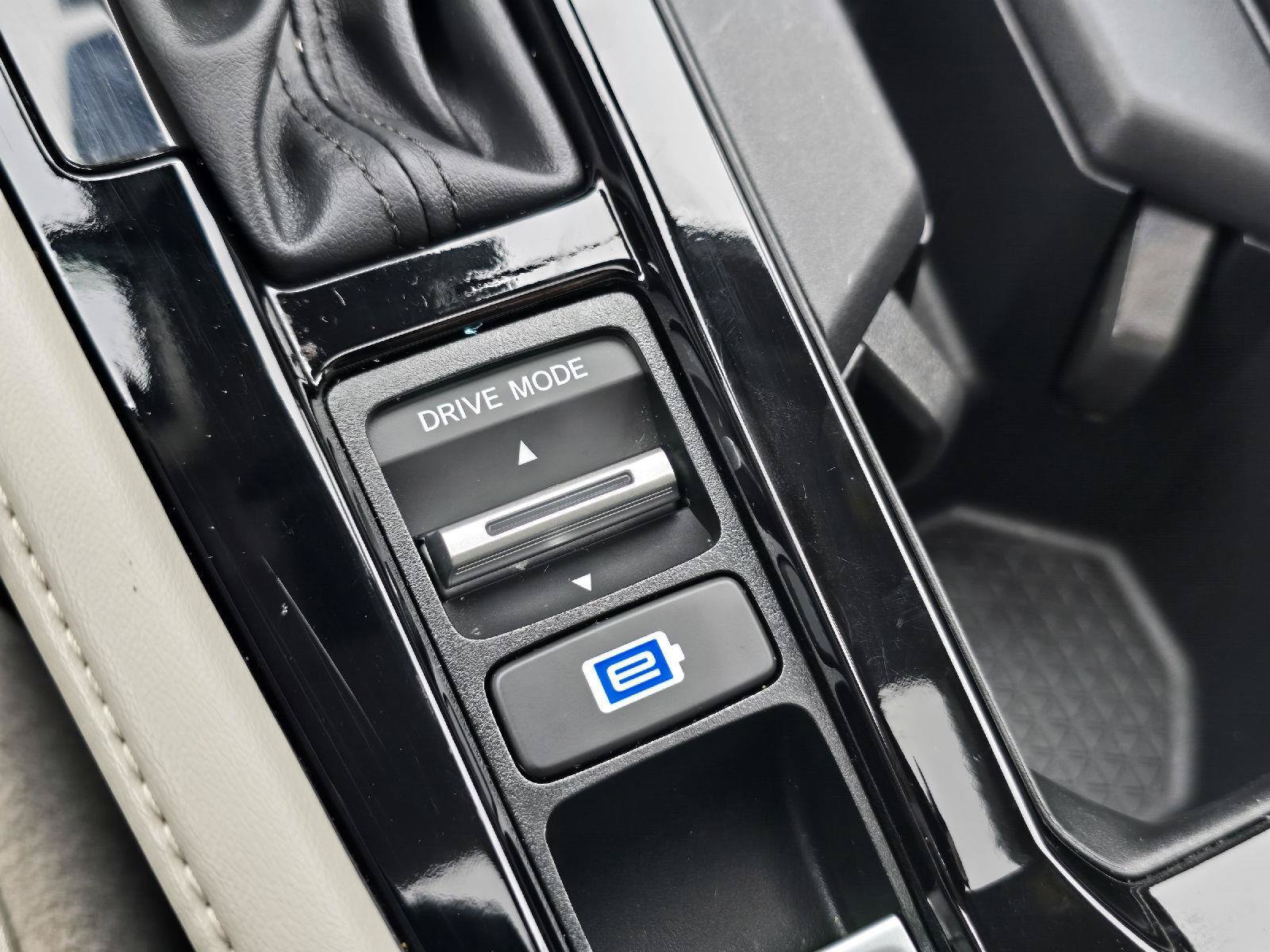 Used 2024 Honda Accord Touring image 26