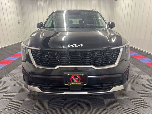 Used 2025 Kia Sorento EX AWD/4WD image 9