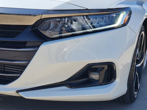 Certified 2022 Honda Accord Sport Special Edition image 9