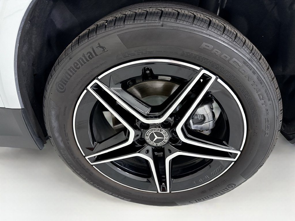 Certified 2025 Mercedes-Benz GLA 250 image 30