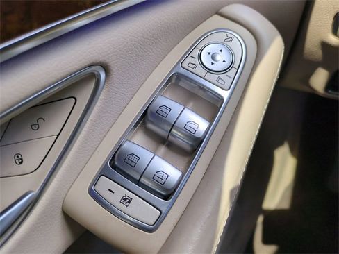 Used 2016 Mercedes-Benz S 550 Sedan image 31