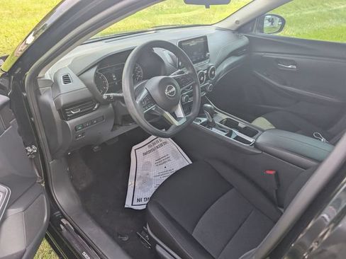 Certified 2024 Nissan Sentra SV FWD image 13
